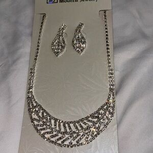 Diamond necklace and earrings set